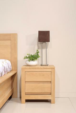 Table de nuit 2 tiroirs Collection Nature  en Chêne Massif  de style Contemporain 