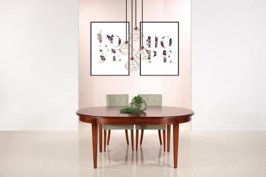 Table Ovale Estelle 180x120  en Merisier Massif de style Louis Philippe Pieds Fuseaux  Avec ses allonges cette table mesure 380x120 cm 